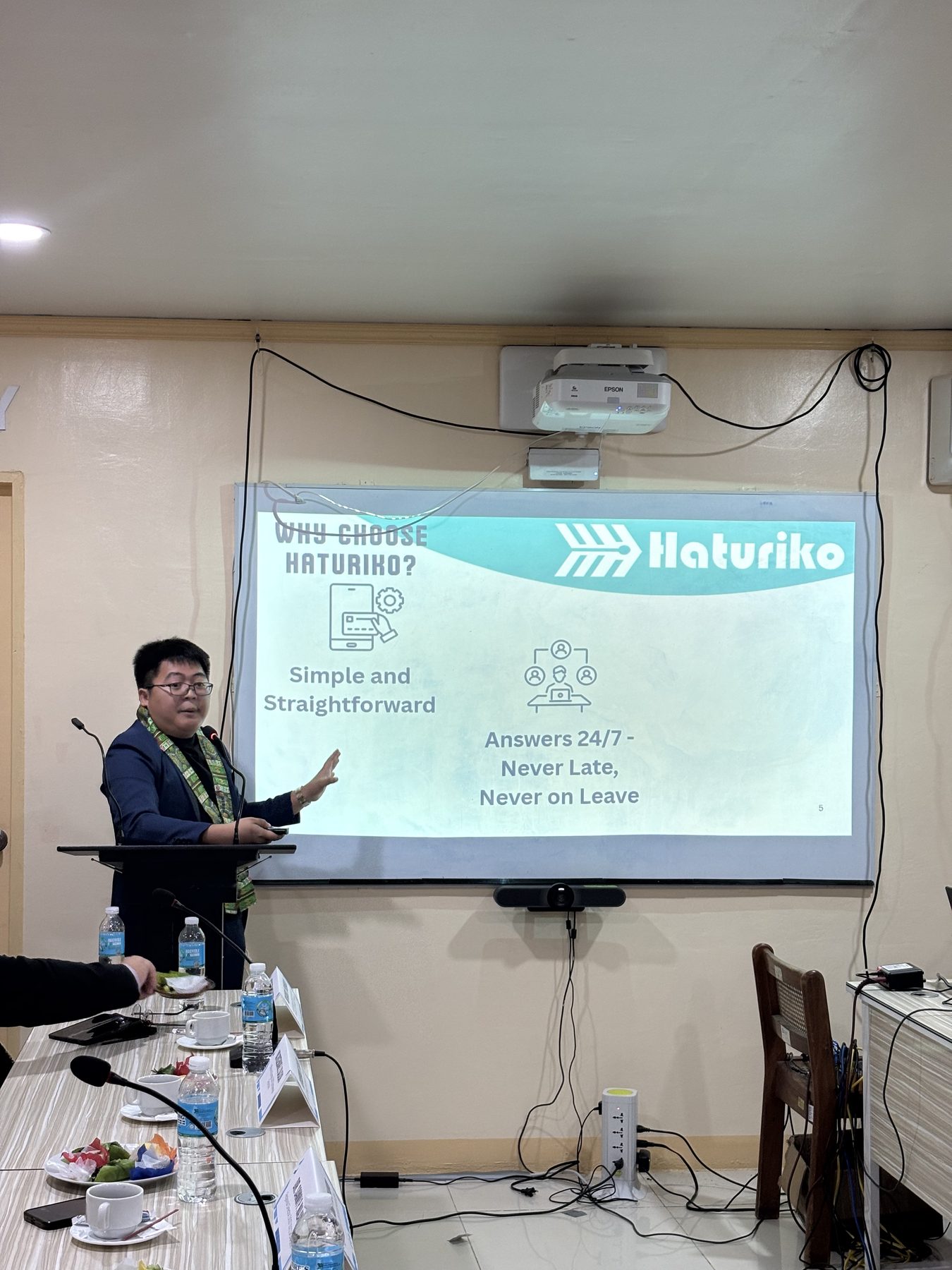 Haturiko presenting at a DOST Region X startup session